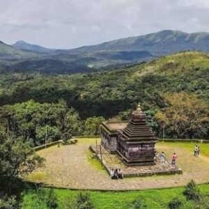 Beautiful temple to visit in Sakleshpur by the landscape views surrounding it.